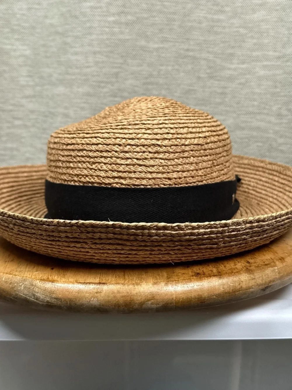 Helen Kaminski Australia Newport II Natural Raffia Black Ribbon Straw Hat 53cm - Picture 4 of 8